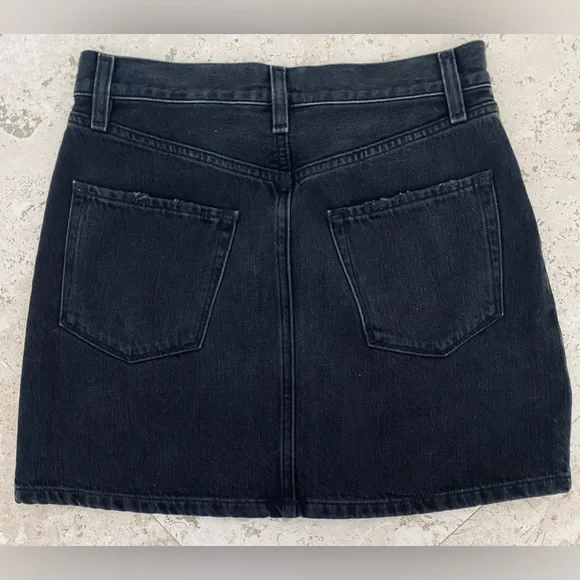 FRAME BLACK DENIM SKIRT WITH TONAL STUD DETAIL